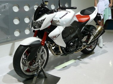 Best 2003-2006 Kawasaki Z1000 Motorcycle Fairings - Pearl White