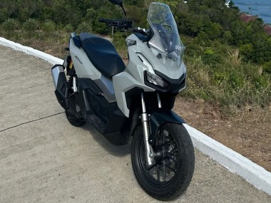 Best 2022-2024 Honda ADV160 Motorcycle Fairings - Silver Black