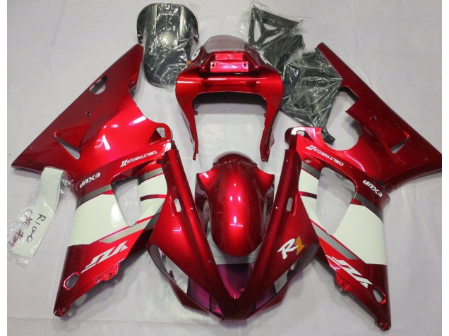 00-01 Fire Red & White R1 Fairings 00-01 Fire Red & White R1 Fairings
