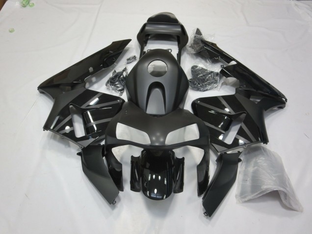 03-04 Matte Black / Gloss CBR600RR Fairings 03-04 Matte Black / Gloss CBR600RR Fairings