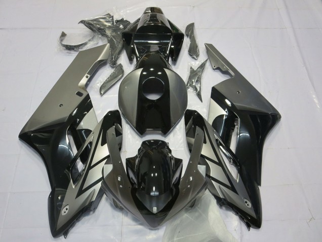 04-05 Black and Silver CBR1000RR Fairings 04-05 Black and Silver CBR1000RR Fairings