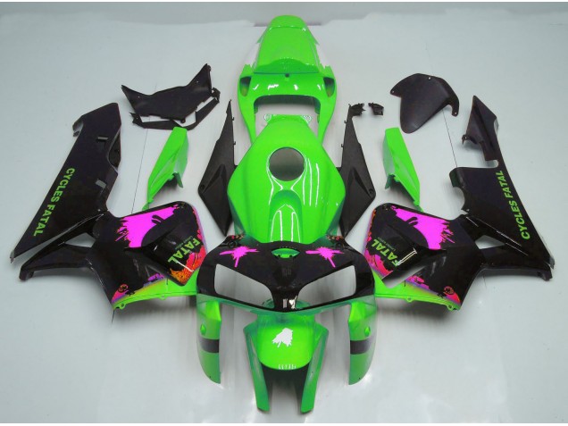 05-06 Pink Splatter on Green CBR600RR Fairings 05-06 Pink Splatter on Green CBR600RR Fairings