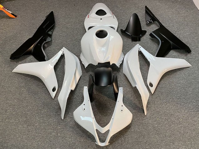 07-08 Clean White and Black CBR600RR Fairings 07-08 Clean White and Black CBR600RR Fairings