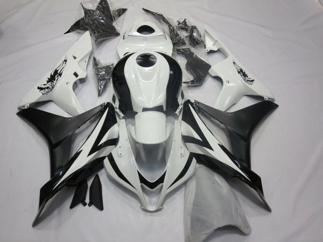 07-08 Custom OEM Style White and Black CBR600RR Fairings 07-08 Custom OEM Style White and Black CBR600RR Fairings
