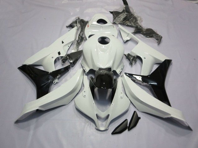 07-08 Gloss White and Black CBR600RR Fairings 07-08 Gloss White and Black CBR600RR Fairings