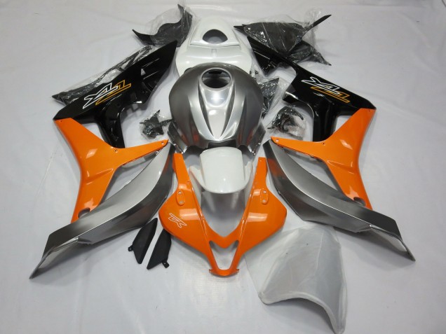 07-08 Silver White and Orange CBR600RR Fairings 07-08 Silver White and Orange CBR600RR Fairings