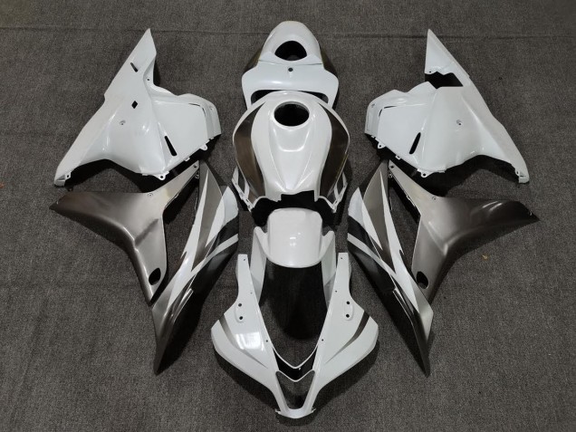 09-12 Gloss White and Silver CBR600RR Fairings 09-12 Gloss White and Silver CBR600RR Fairings