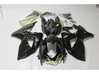 09-16 Gloss Black Matte Silver GSXR 1000 Fairings
