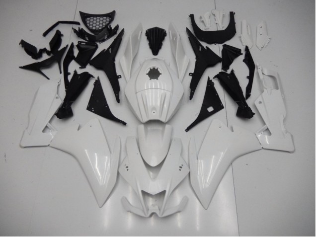 12-15 Gloss White RS4 50 Fairings 12-15 Gloss White RS4 50 Fairings