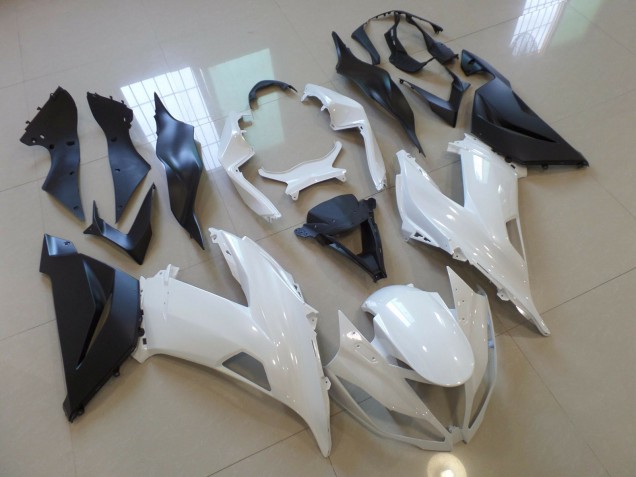 13-18 Gloss White Black ZX6R Fairings 13-18 Gloss White Black ZX6R Fairings