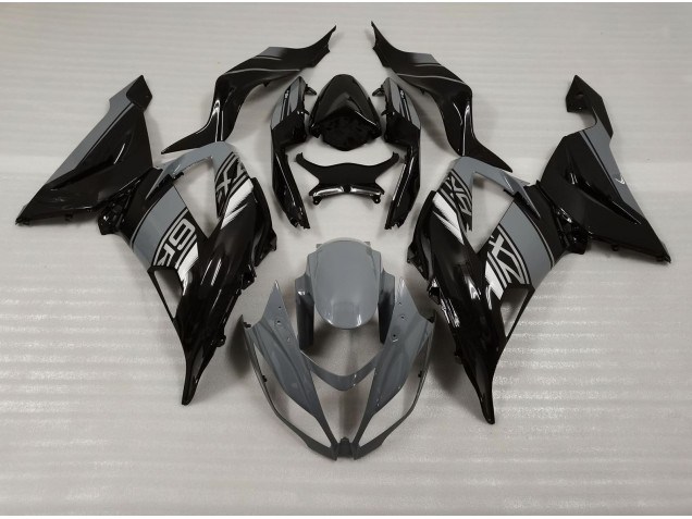 13-18 Nardo and Black ZX6R Fairings 13-18 Nardo and Black ZX6R Fairings